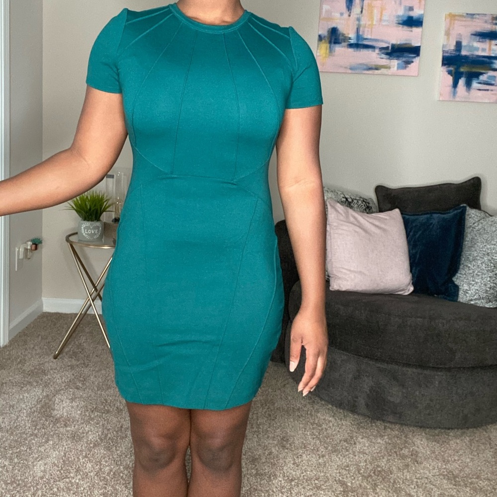 (EXPRESS) Green Fitted Dress NWT Size 6